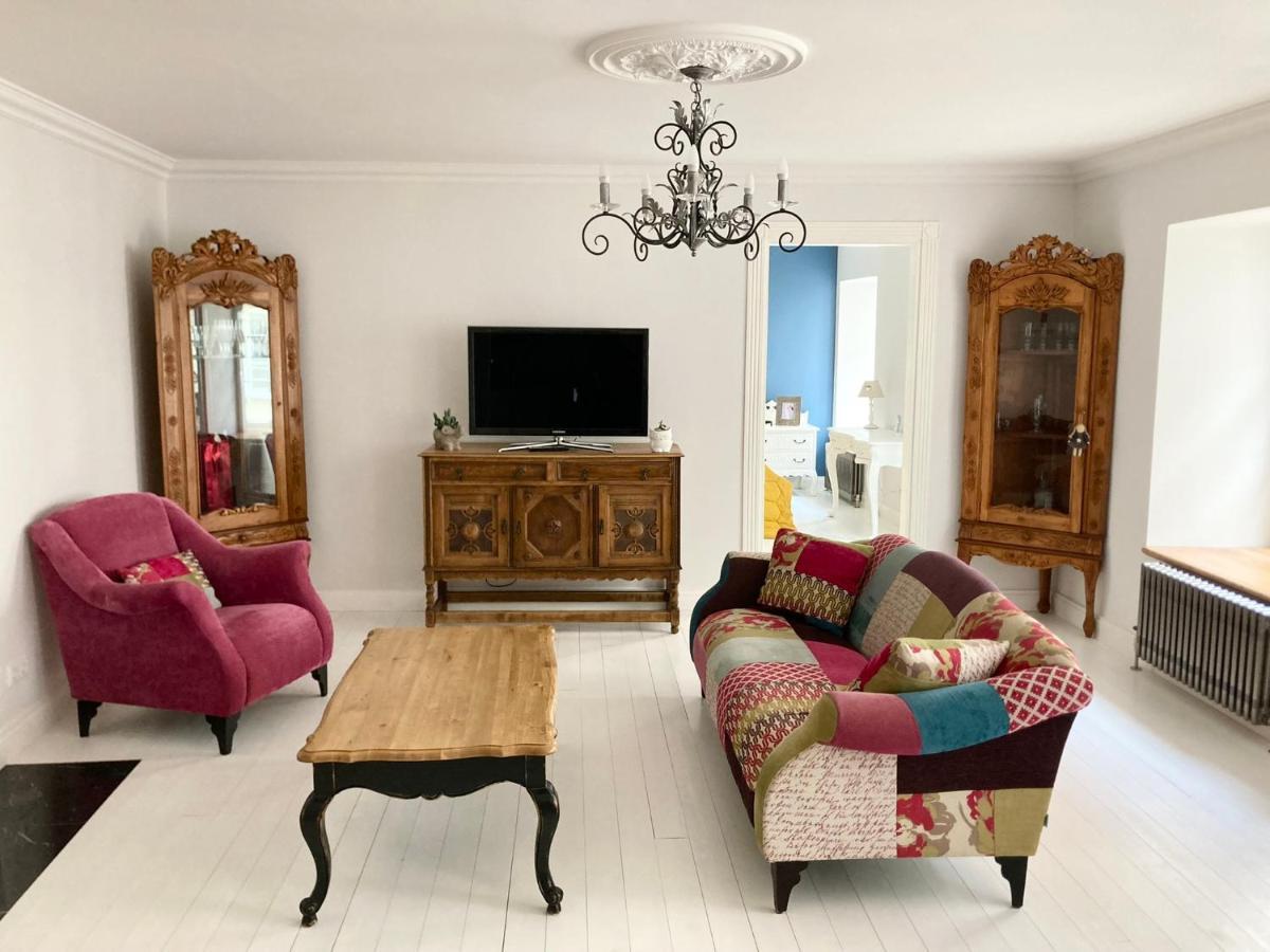Shabby Chic - Apartment In The Heart Of Vilnius Old Town 외부 사진