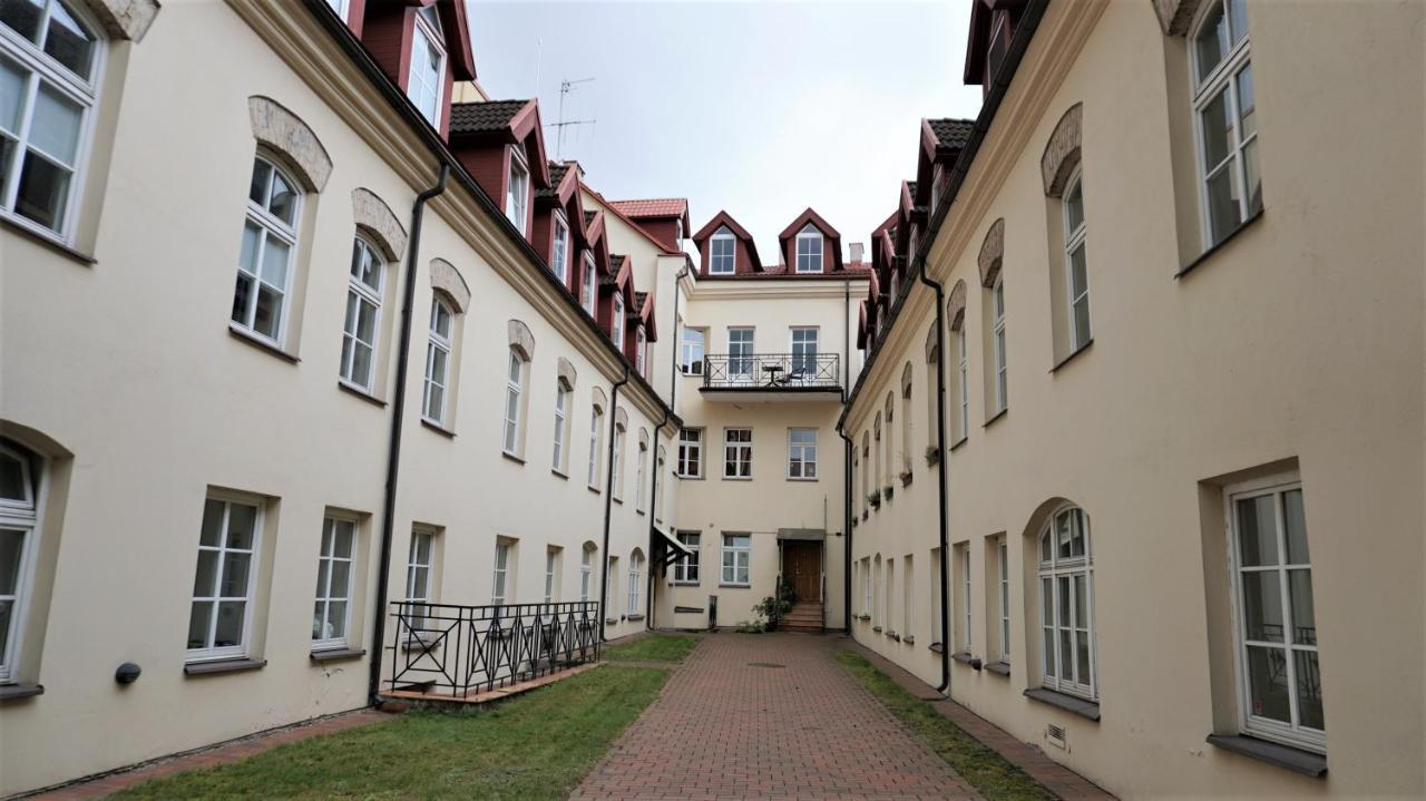 Shabby Chic - Apartment In The Heart Of Vilnius Old Town 외부 사진